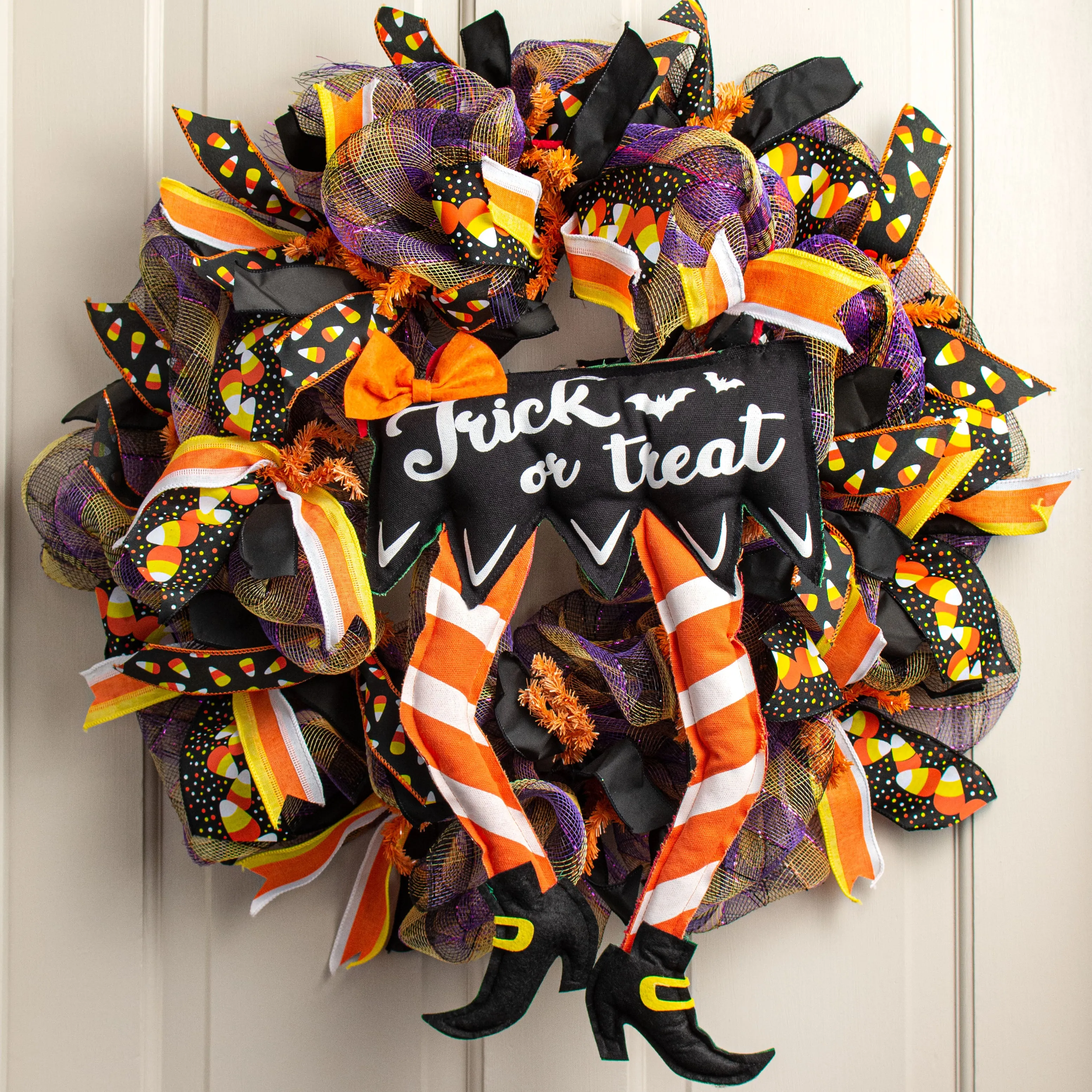 18" Double Sided Fabric Elf-Witch Legs Sign