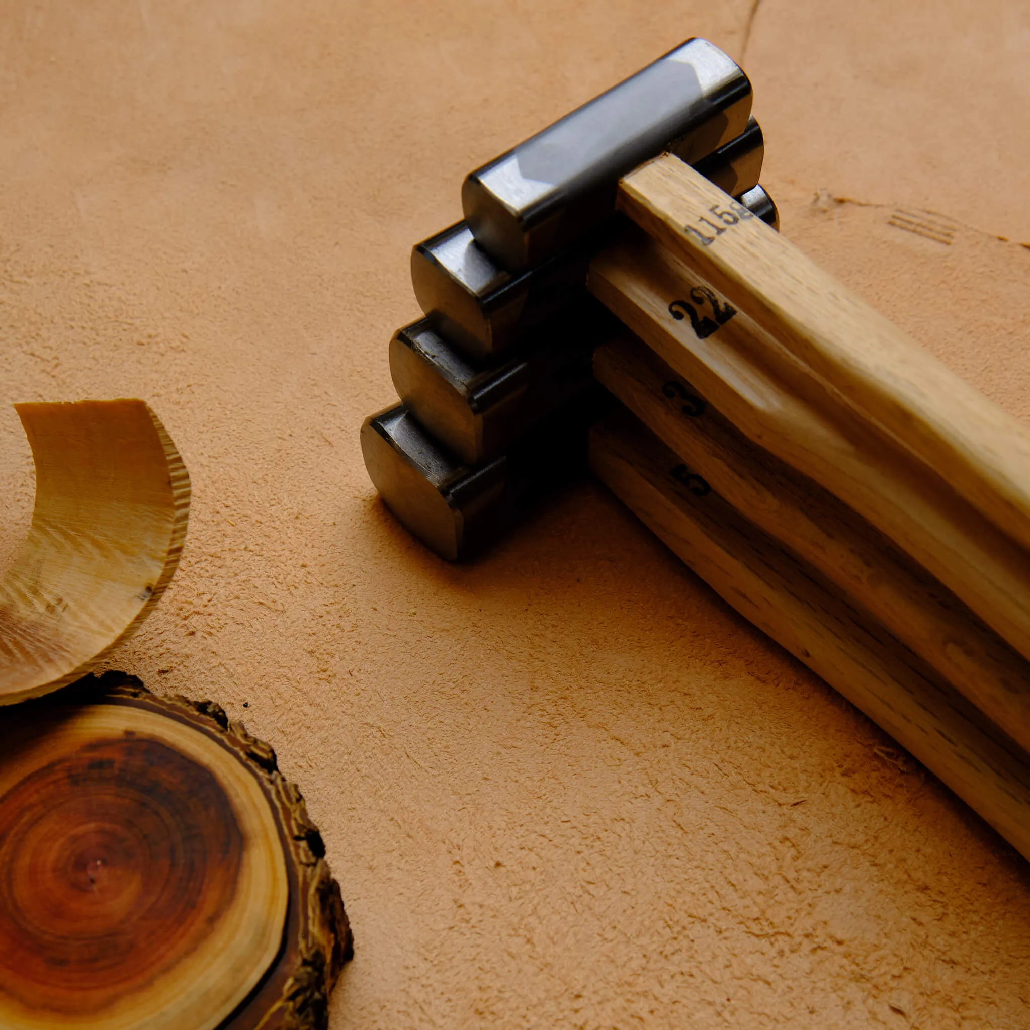4-kaku Genno Hammer 225g with White Oak Handle