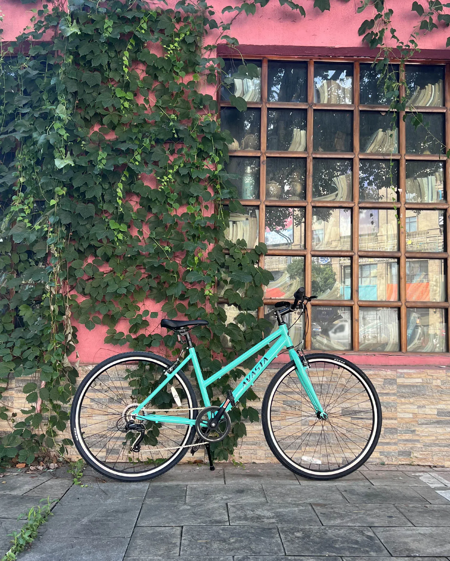 700C  Hybrid Bike with 7 Speed for Women-Populus
