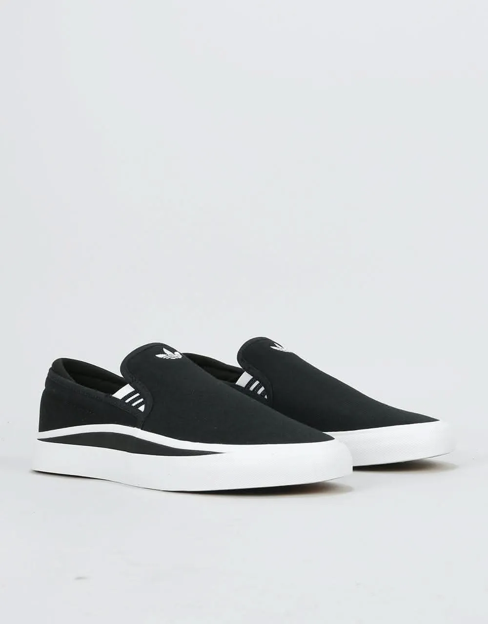 adidas Sabalo Slip Skate Shoes - Core Black/White/Core Black