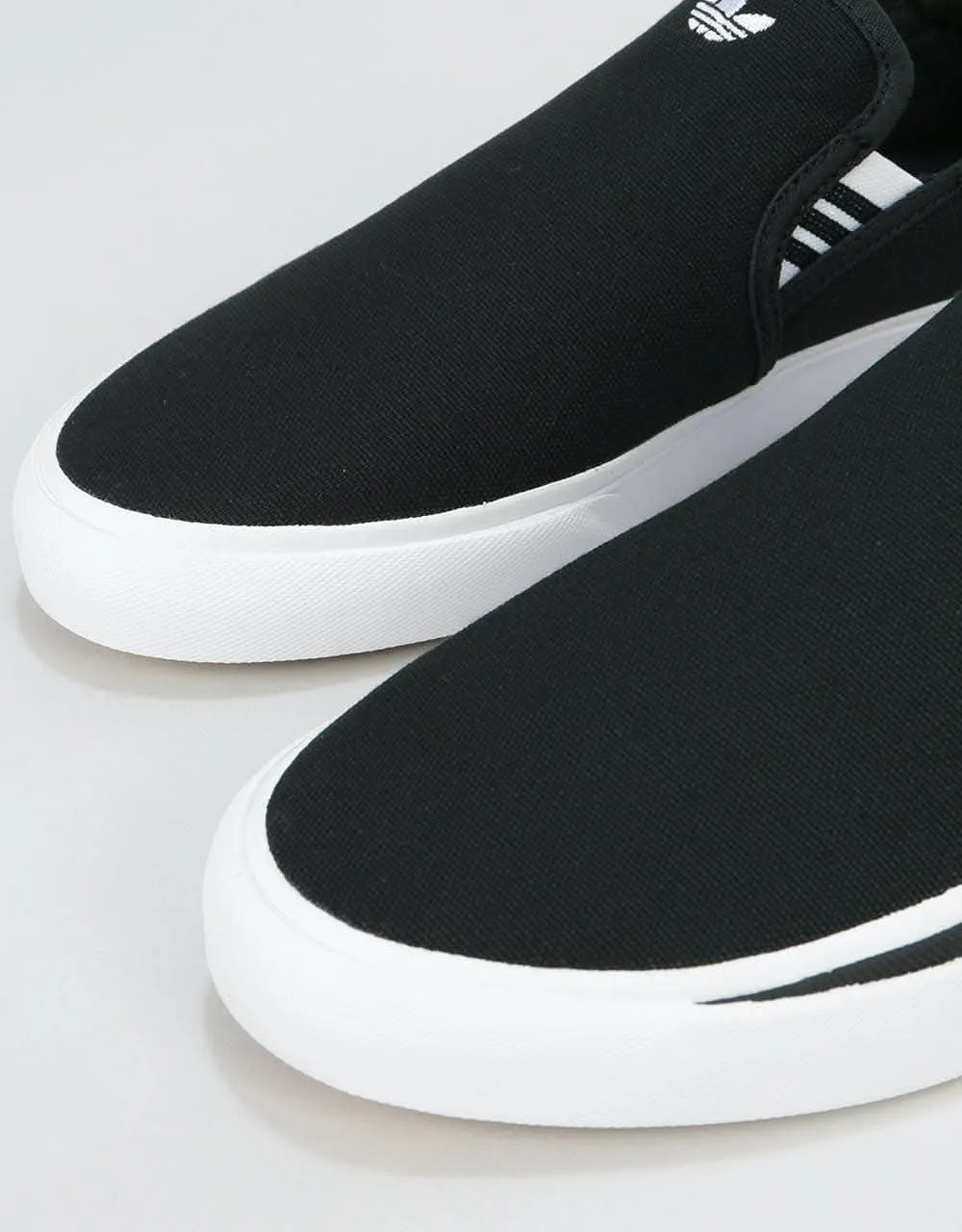 adidas Sabalo Slip Skate Shoes - Core Black/White/Core Black