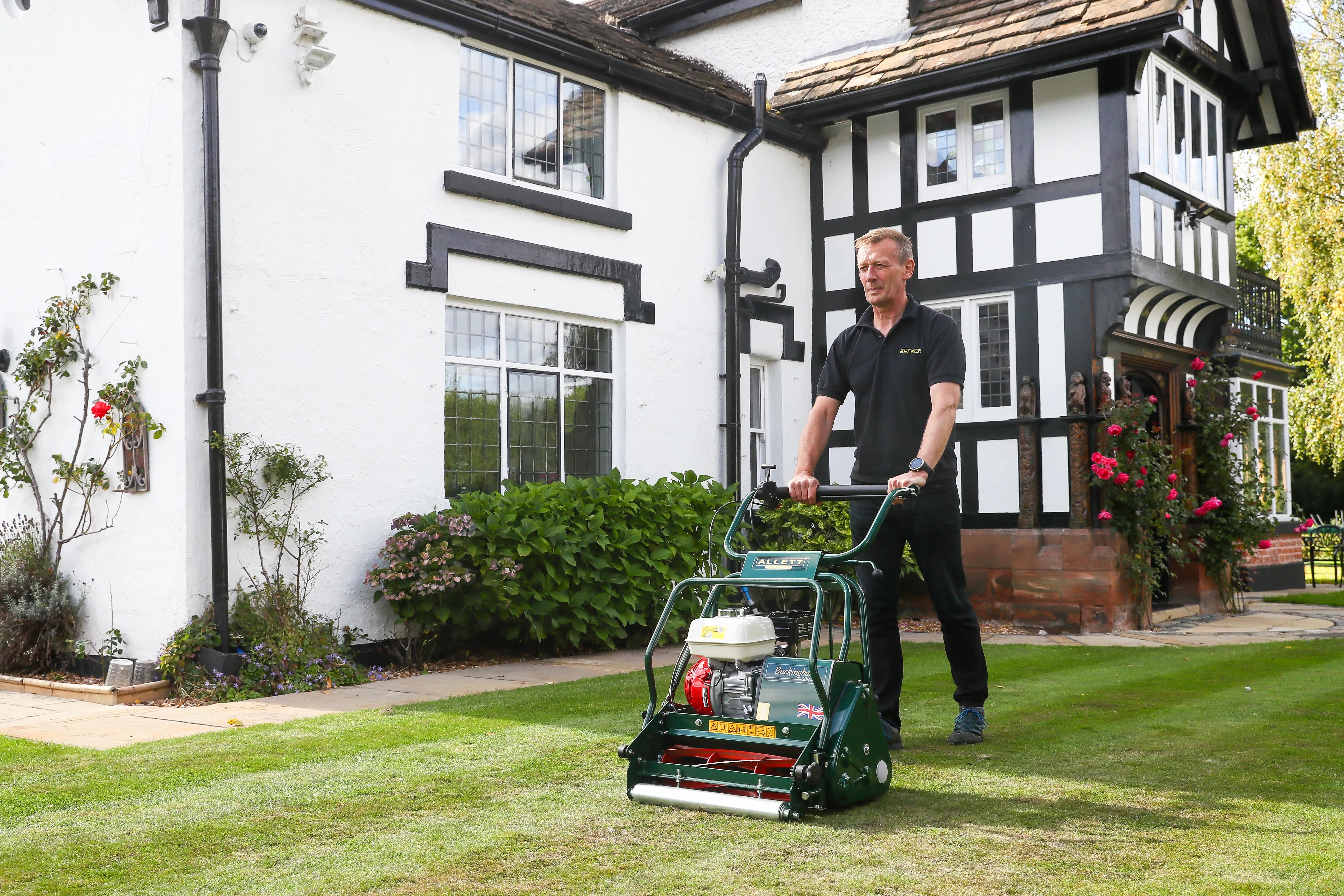 Allett Buckingham 20H Petrol Cylinder Mower