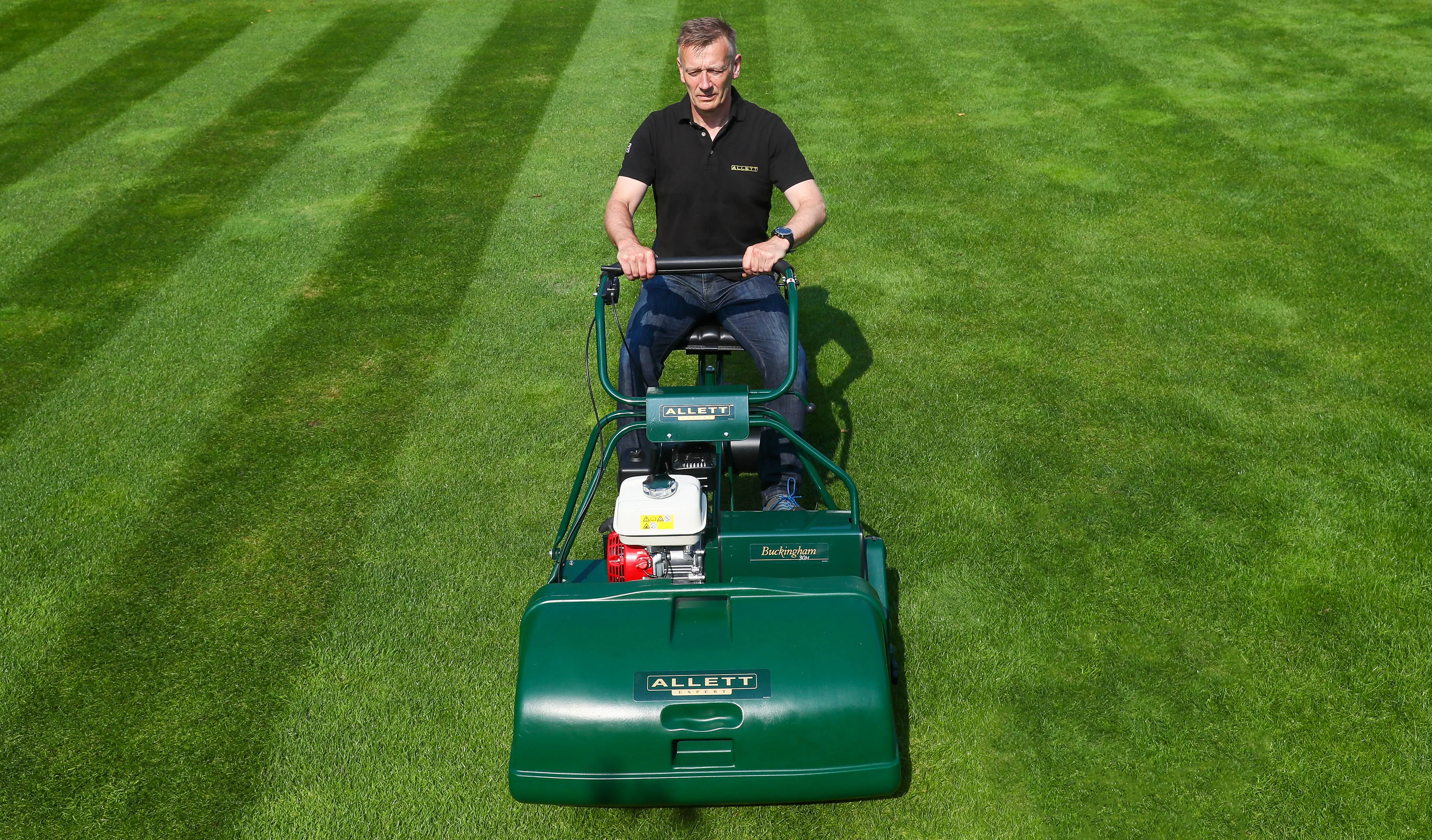 Allett Buckingham 30H Petrol Cylinder Mower
