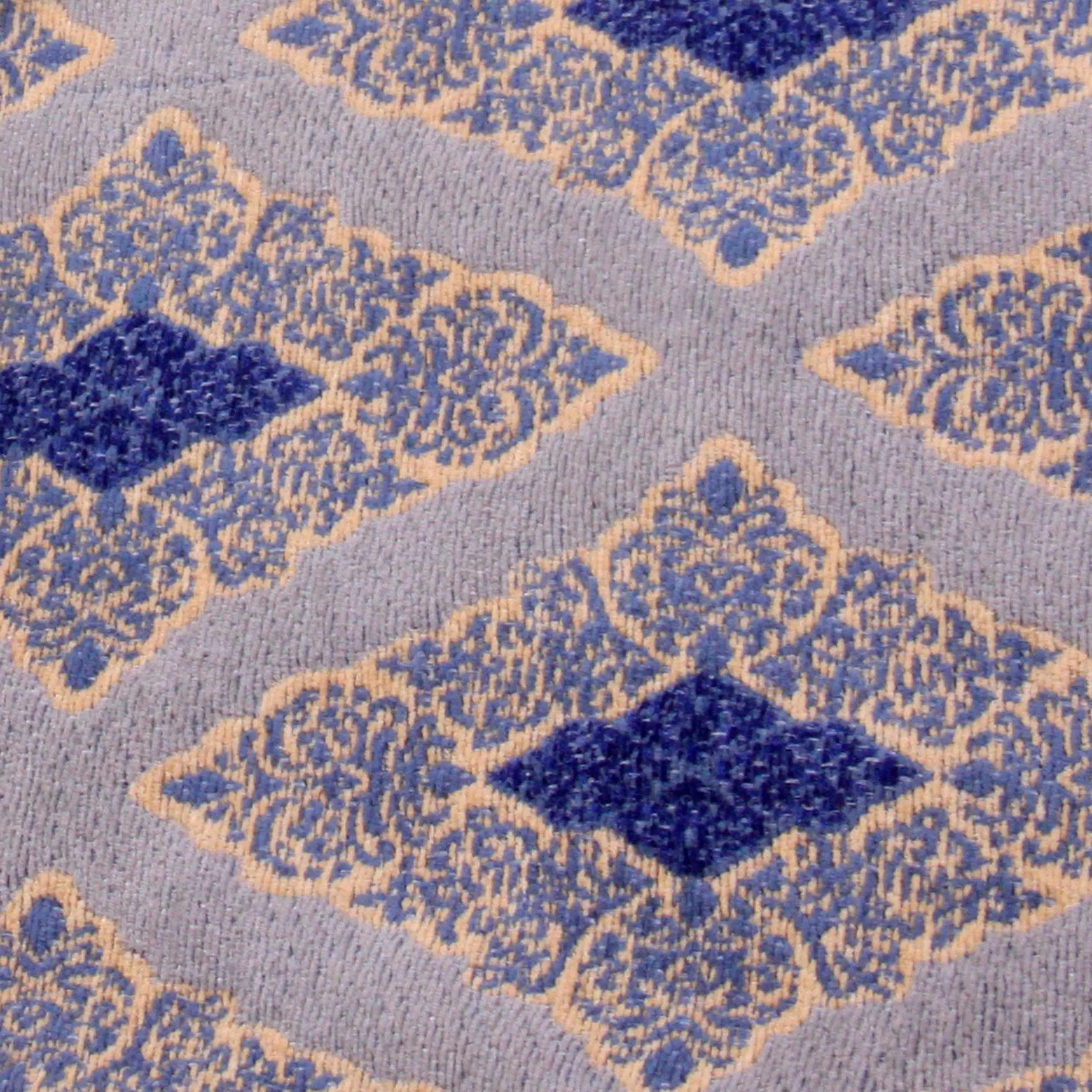 Birmingham Diamond Medallion Handwoven Cotton Chenille Area Rug