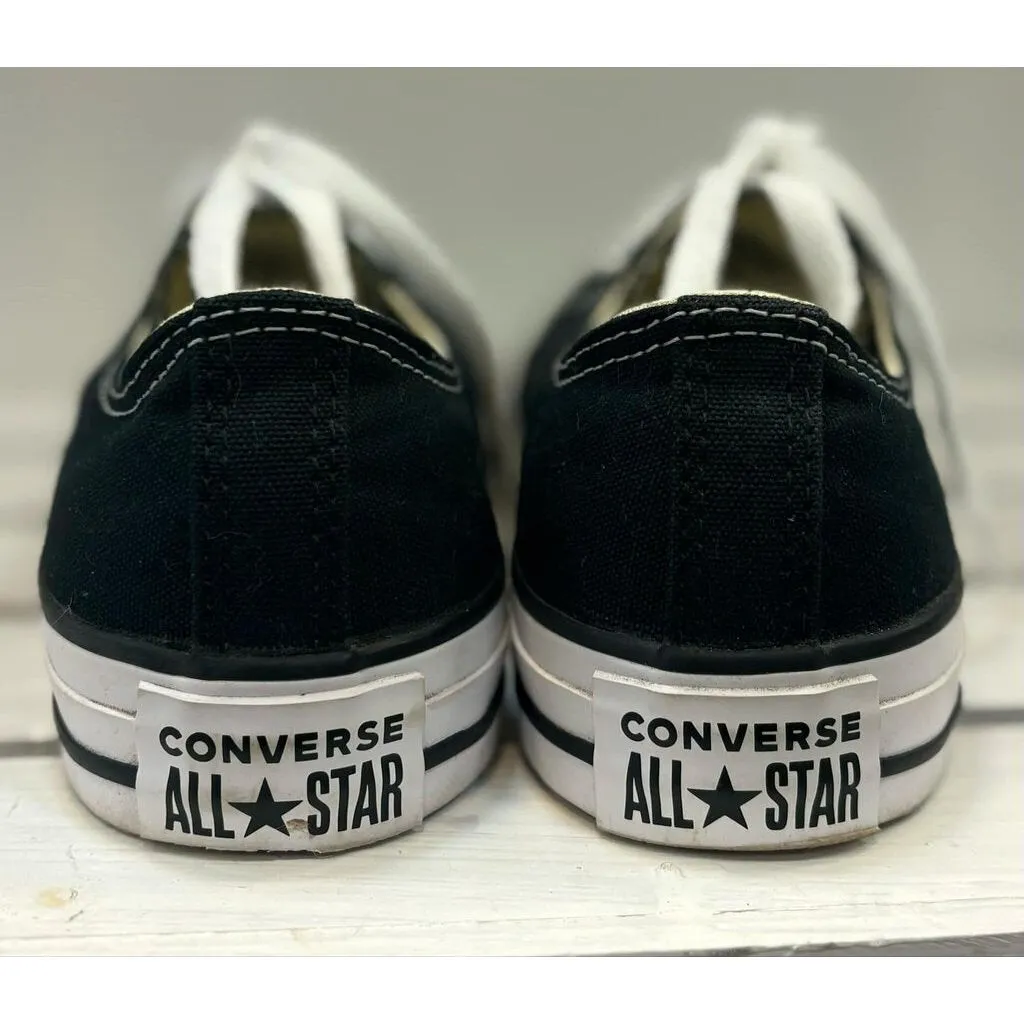 Converse Chuck Taylor All Star Low Top Sneakers in Black - Size 7