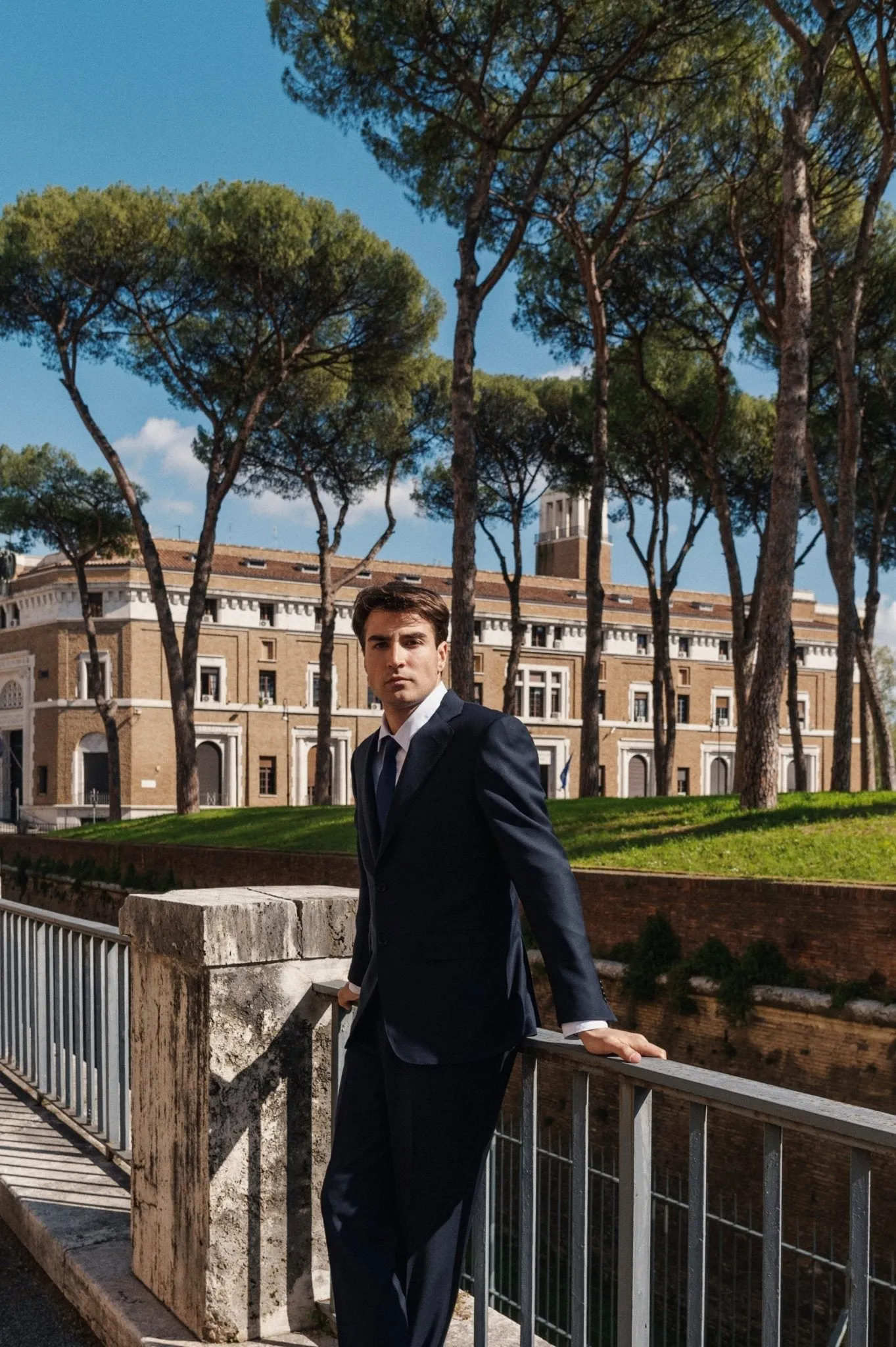 HENRY SARTORIAL HERITAGE Zegna High Performance™ Full Canvas Plain Suit DARK NAVY REG