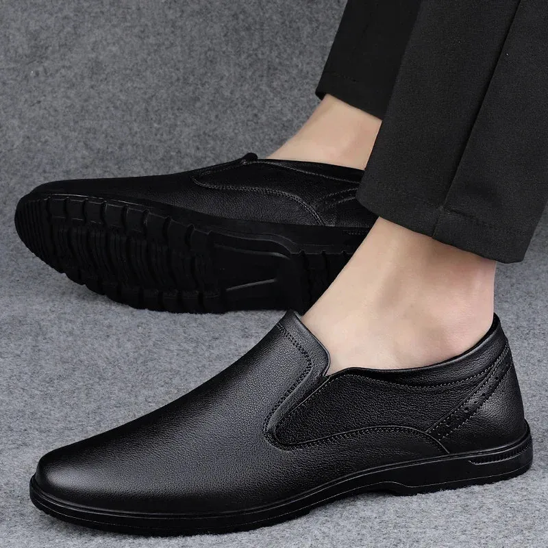 Hnzxzm Leather Men Shoes Slip on loafers Casual Italian Soft Men Loafers Handmade Moccasins Breathable Boat Shoes men Zapatos Hombre