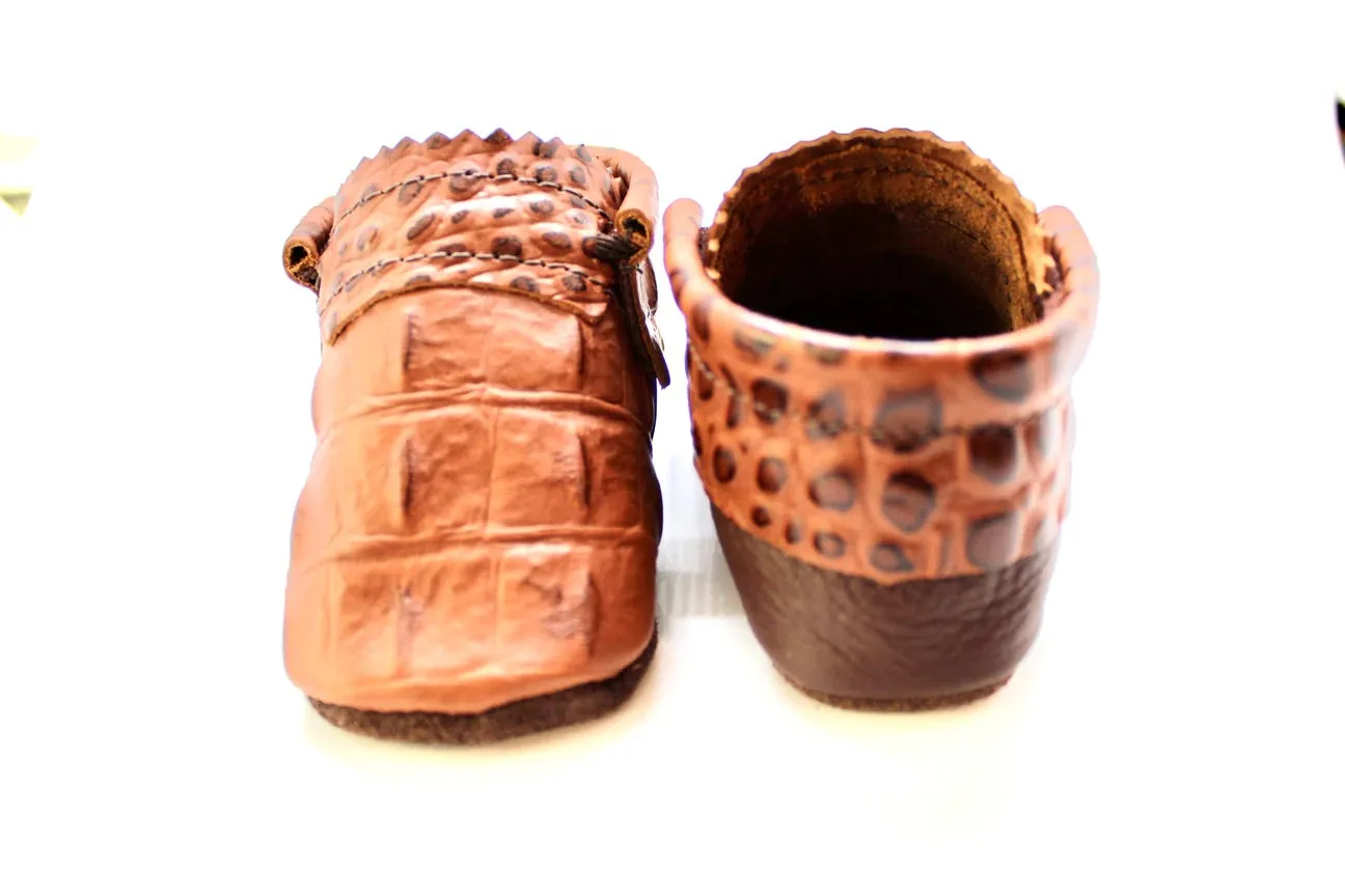 MishMoccs Alligator