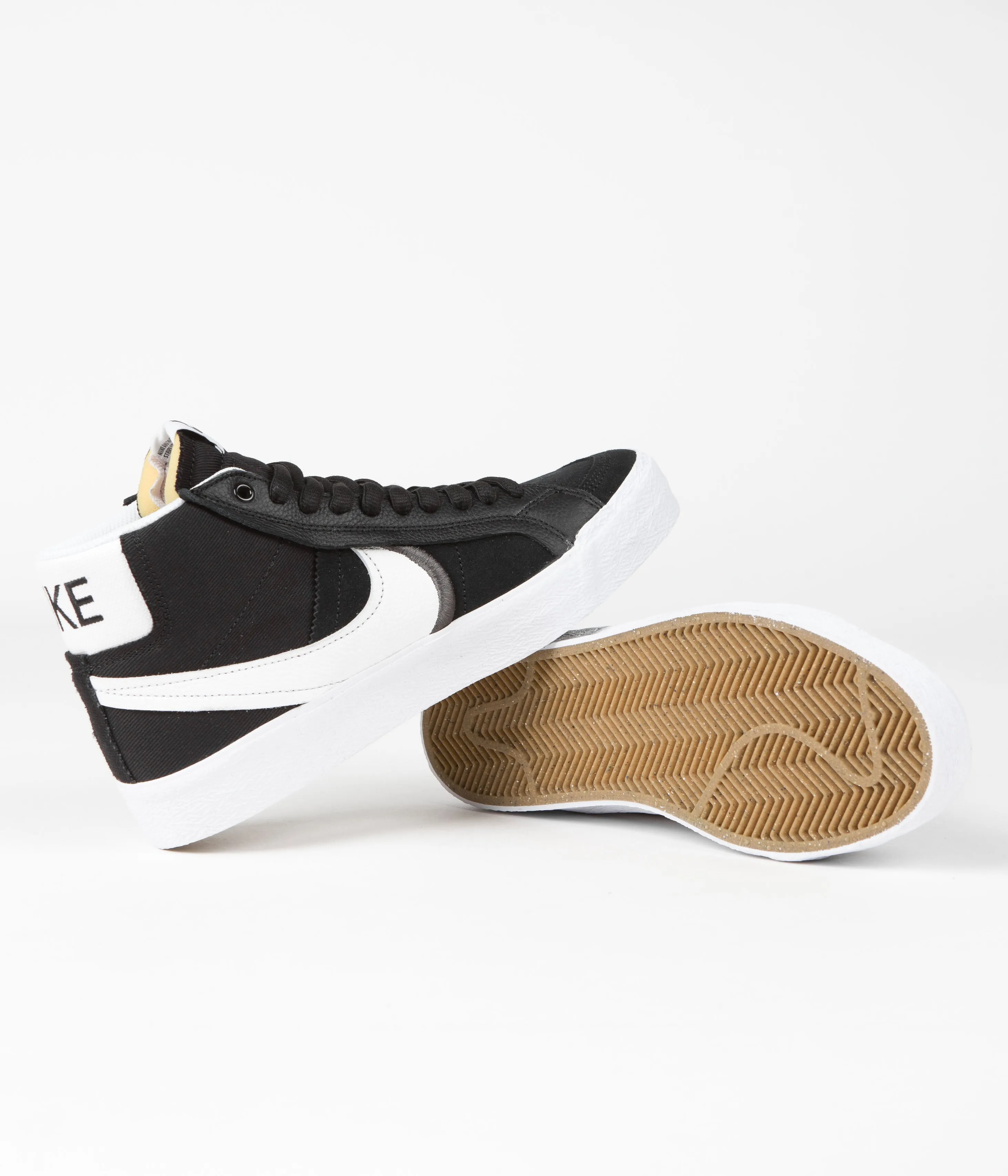 Nike SB Blazer Mid Premium Plus Shoes - Black / White