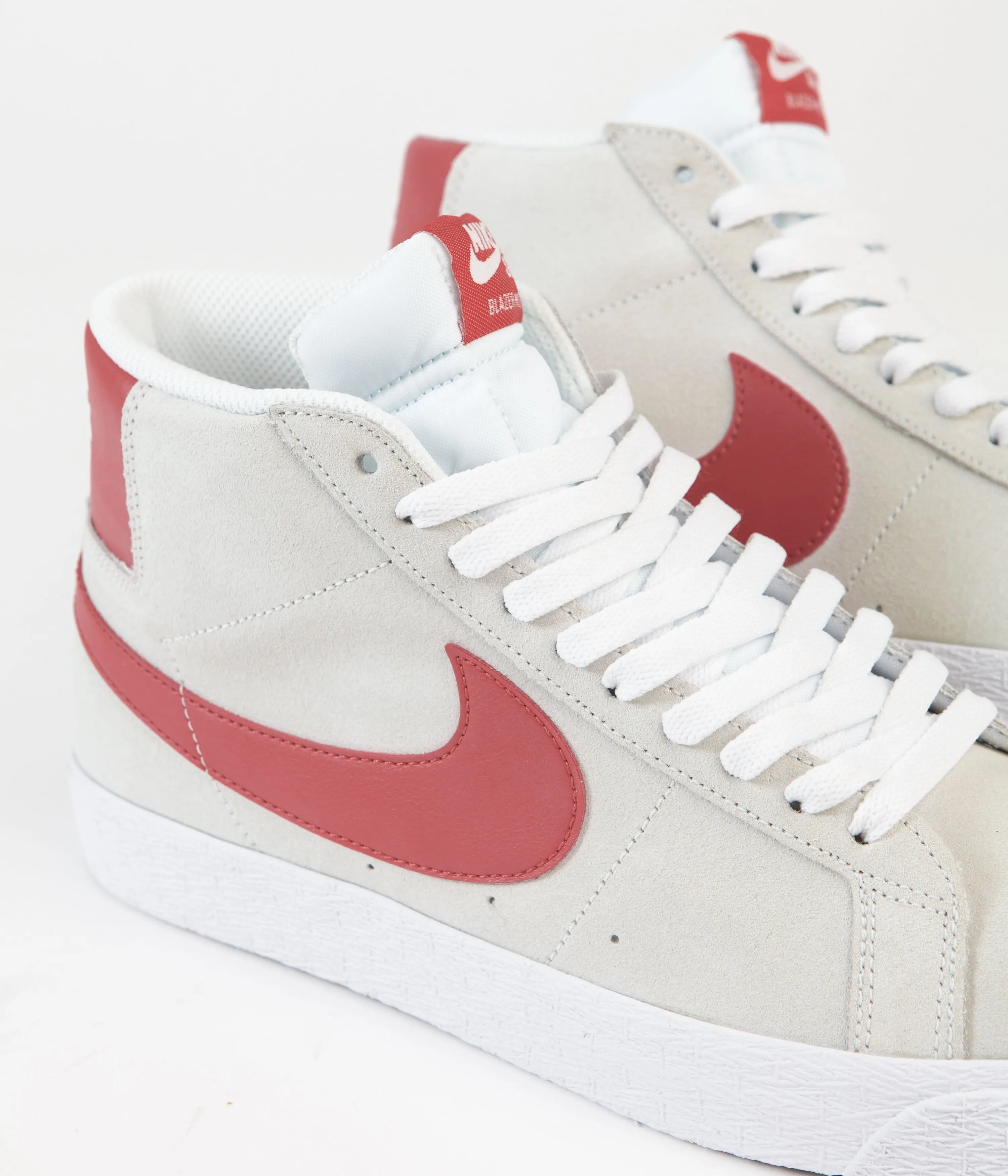 Nike SB Blazer Mid Shoes - Summit White / Lobster - Summit White - White