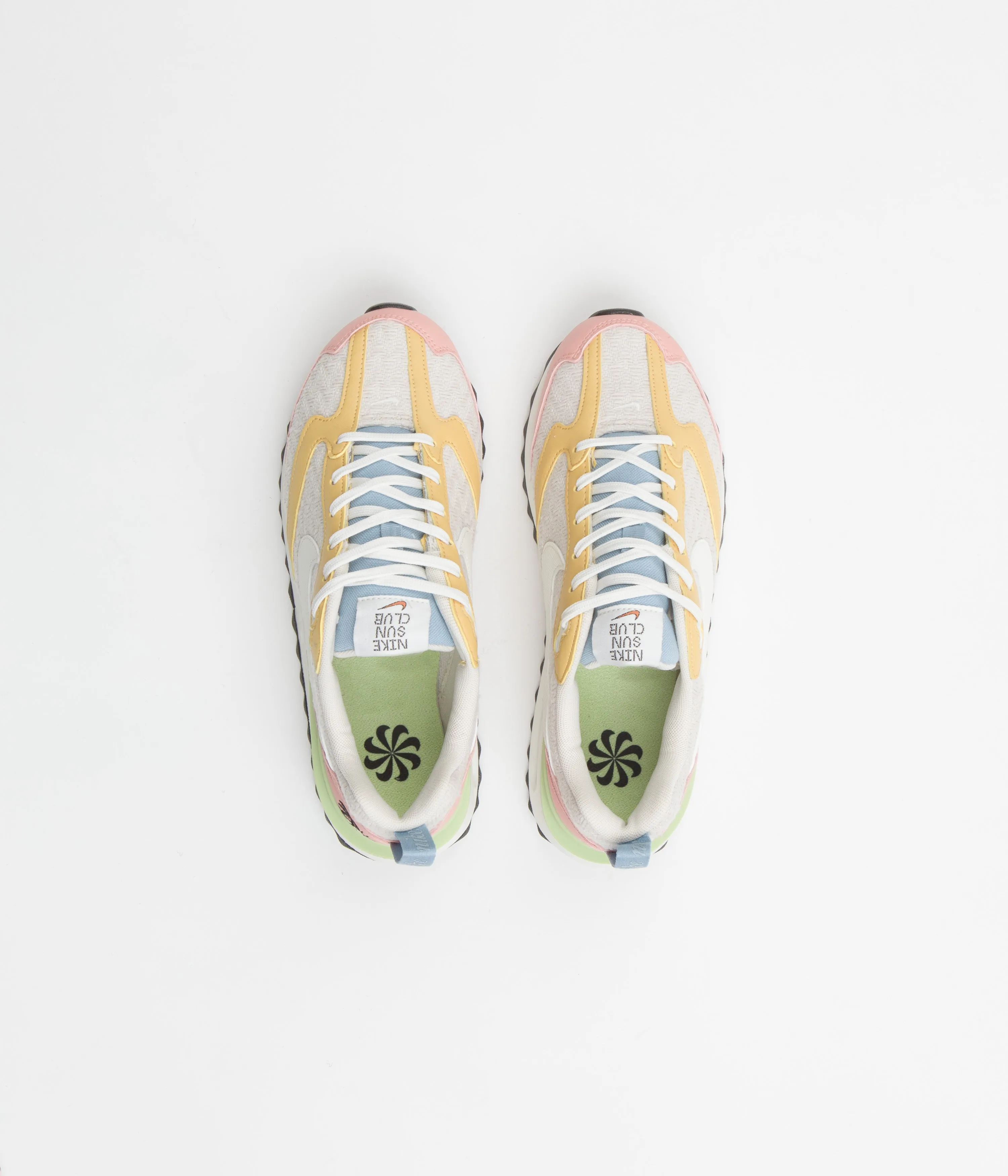 Nike Womens Air Max Dawn SE Shoes - Light Orewood Brown / Sail - Sanded Gold