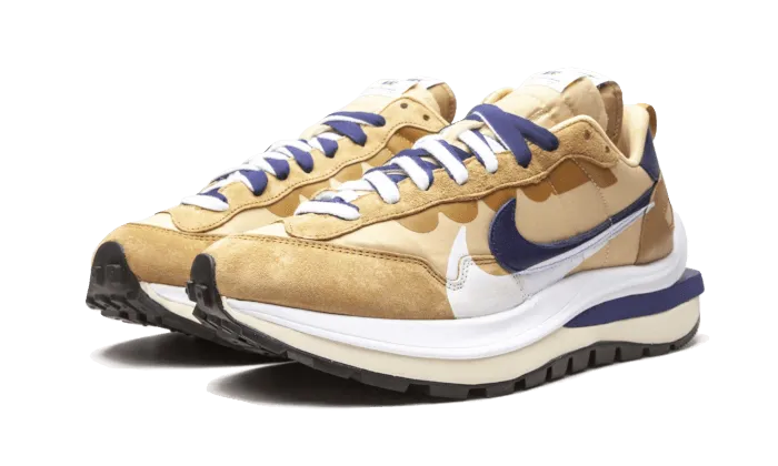 Nike x Sacai Vaporwaffle Sesame