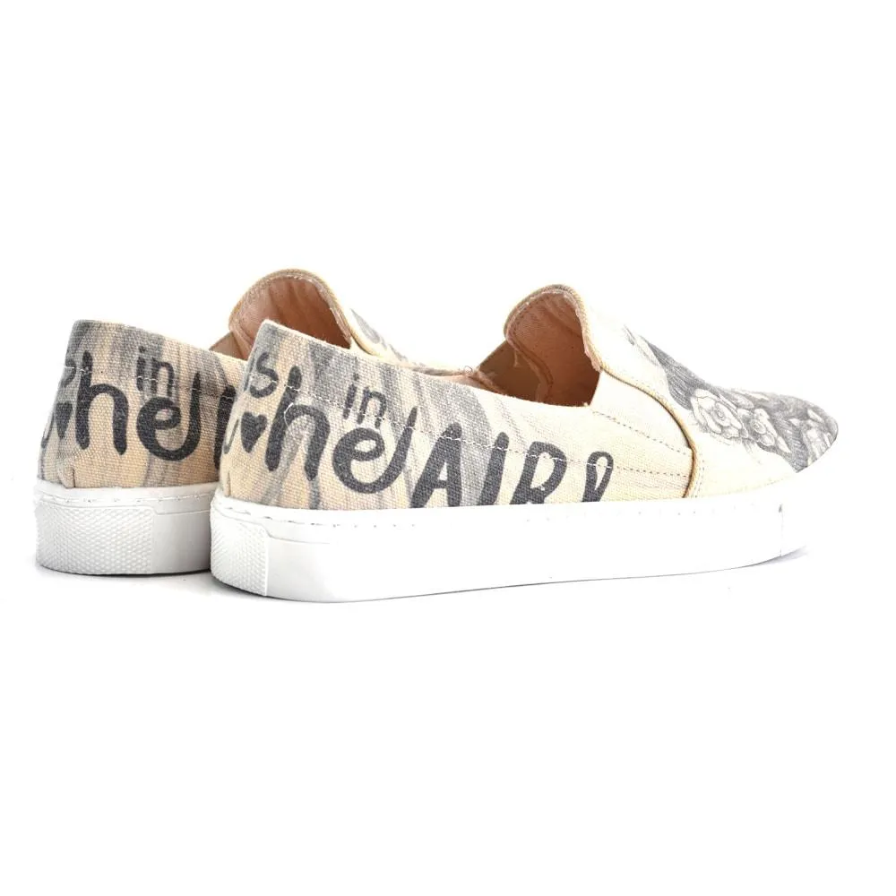 Sneaker Shoes VN4414