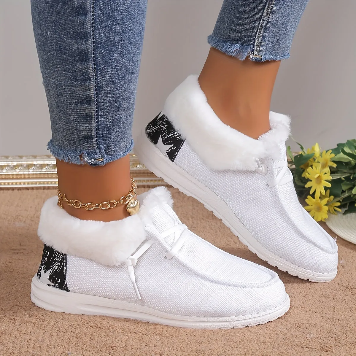 Women's Plush Lined Canvas Shoes GR7841