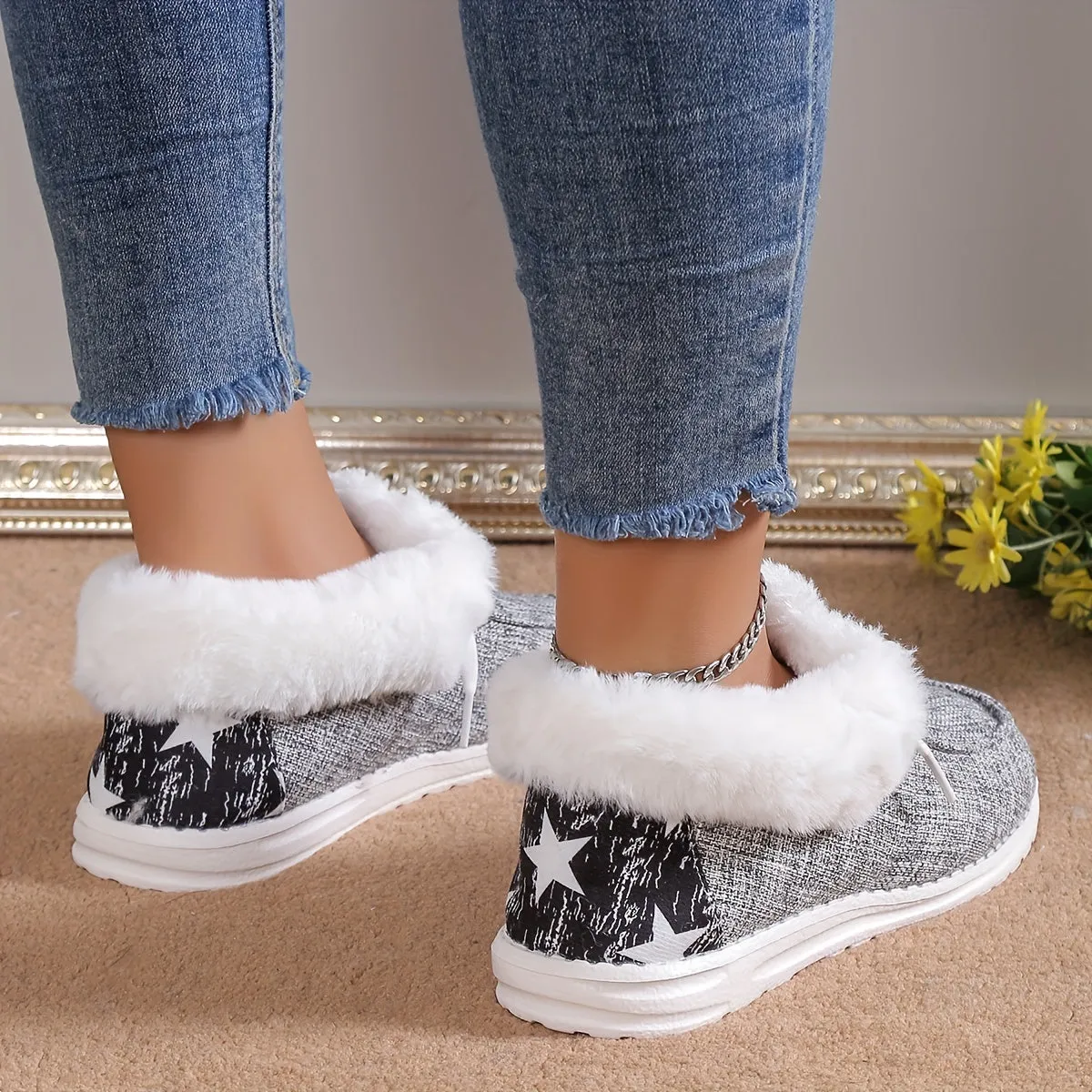 Women's Plush Lined Canvas Shoes GR7841