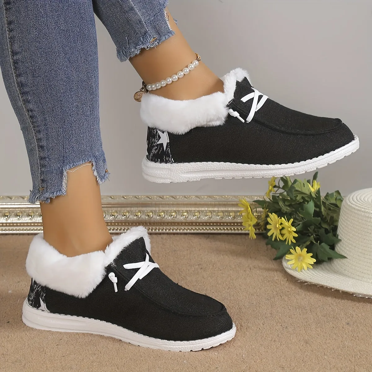 Women's Plush Lined Canvas Shoes GR7841